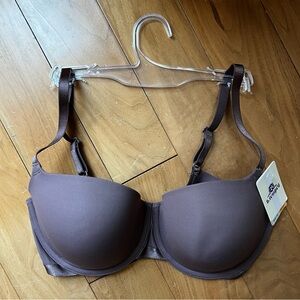 b.tempt’d by Wacoal Nearly Nothing Balconette T-Shirt bra. NWT.